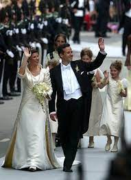 Weitere ideen zu königin luise, mecklenburg strelitz, könig von preußen. Royale Hochzeitskleider Hochzeitskleid Beruhmte Hochzeitskleider Royale Hochzeiten