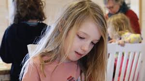 Miniatyrverkstad populär sportlovsaktivitet i konsthallen