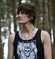 This is the most trendy styles to flatter your emo hairstyles allow you to outline the hair with the idiosyncrasies of style stands out. Top 16 Cool Emo Hairstyles For Men Best Emo Hairstyles For Guys