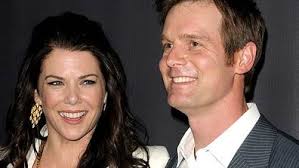 Addison will be presenting during the. Mtv Movie And Tv Awards 2021 Addison Rae Kisses Her Co Star Tanner Buchanan As Netflix Favorites Chase Stokes And Madelyn Cline Win Best Kiss News Block