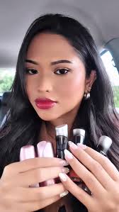 @timephoriamy’s lunara 3D lip gloss