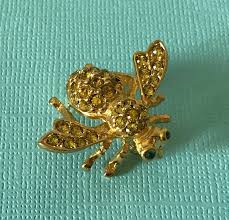 joan rivers bee pins