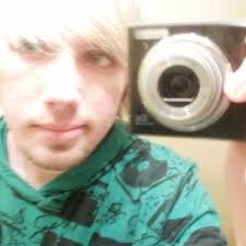 Dylan Engle (dylan_is_alone)