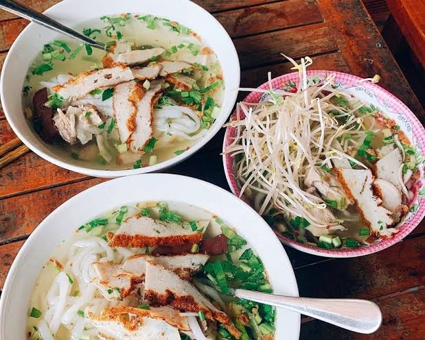 Bánh canh cá thu Phú Quốc: Đặc sản thơm ngon nức tiếng vạn người mê – VinWonders