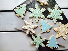 The best ideas for pioneer woman christmas cookies.change your holiday dessert spread right into a fantasyland by offering typical french buche de noel, or yule log cake. 7 Warning Signs Your Holiday Baking Will End In Murder The Lazy Genius Collective