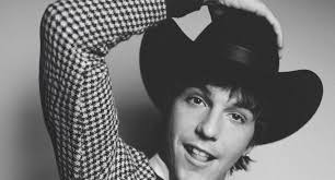 Role Model shares single "Deeply Still In Love" + announces album