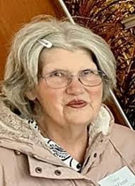 Beverly Sutter's Instagram, Twitter & Facebook