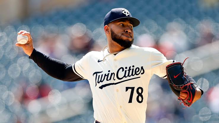 Blue Jays acquire Simeon Woods Richardson from Twins