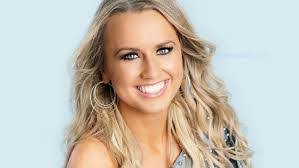 Christie Lamb's Instagram, Twitter & Facebook