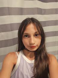 Hi there! I'm new to the area, and I am interested in getting into modeling  here. I have been modeling for 4.5 years, so I am mostly looking for paid  opportunities. Feel