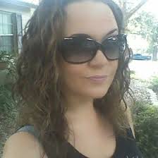 Amanda Stencel's Instagram, Twitter & Facebook