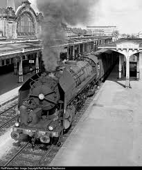 141r1249 Sncf 141r 2 8 2 At St Brieuc France By Rail Archive Stephenson Steam Engine Trains Steam Trains Abandoned Train