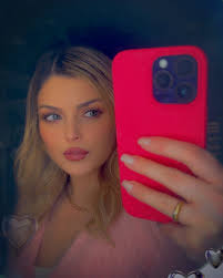 Summer blondes are my favorite kind of blondes. 😊✨