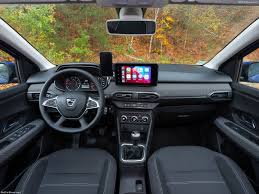 .ucuz suv modeli olan duster 2021 aracının güncel fiyatlarını ve opsiyonlarını sizler için araştırdık. Dacia Sandero 2021 Pictures Information Specs