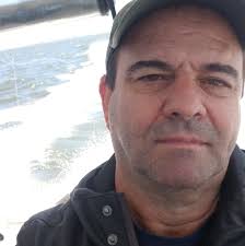 Alerta 🚨 Alerta 🚨 Newark! Marlene Aparecida é procurada pela justiça  Brasileira, suspeita de ser a mandante da morte do marido. Segundo  informações, ela pode estar escondida em Massachusetts ou Newark. Acusados