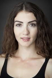 Burcu Ozbek Jpg 255 383 Beauty Redefined Portrait Photography Poses Celebrities Female