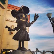 Epingle Par Christine Pereira Sur Disneyland