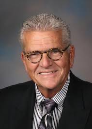 Kennewick councilman asks Supreme Court to stop an attempt to kick him out  of office