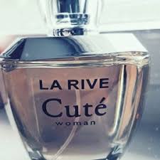 This floral scent begins with lychee, peony and freesia. La Rive Cute Reviews And Rating