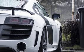 Audi r8 dry lake desert 4k. Wallpaper Rain Sports Car Silver Audi R8 Coupe Gt R8 Wheel Rim Supercar Land Vehicle Automotive Design Automotive Exterior Automobile Make Luxury Vehicle Family Car City Car Rear Bumper 1680x1050