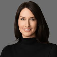 Allison Kahl's Instagram, Twitter & Facebook