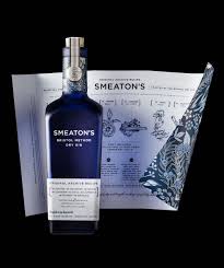 Packaging Branding Design Bottle Gin Inspiration Whisky Packaging Gin Bottles Bottle Design