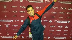 Marian drăgulescu a obţinut o medie de 14733 la sărituri, la campionatelor europene de gimnastică artistică petrom, masculin. Marian Dragulescu B1 Ro