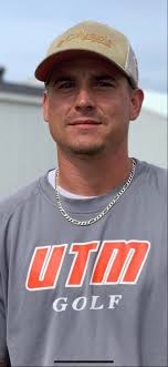 From addiction to achievement — today, Rickie Thomas proudly graduated from  Bristol, Va's Recovery Court program! After years of struggling with drugs,  grief, and jail time, Rickie made the choice to change