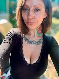 Brooklyn Watson (@fnrlxbklyn) • Threads, Say more