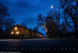 railpictures net photo bnsf 5018 bnsf railway ge c44 9w dash 9 44cw at longmont colorado by john crisanti bnsf railway blue hour colorado