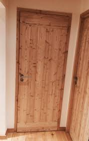 Photos Atelier De Roche A L Argentiere La Bessee Menuiserie Porte Interieur Bois Portes Porte Interieure