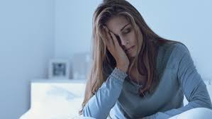 Depending on your position, stomach acids can make eating large meals late at night can often be attributed to heartburn and gerd symptoms. Why Do I Get Heartburn At Night