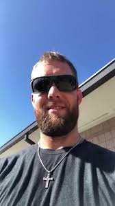 @celebr8awesome's video Tweet