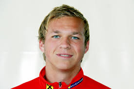 Holzhauser war vergangenen sommer von der wiener austria nach zürich gewechselt. Archivo Raphael Holzhauser Vfb Stuttgart Osterreich U 21 2 Jpg Wikipedia La Enciclopedia Libre