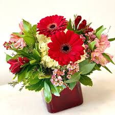 We have 24 pnc bank locations with hours of operation and phone number. Milwaukee Area Shops To Find Valentine S Day Flowers Chocolate Candy