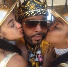 BILLIONAIRE MENTALITY 💰 Caleb Williams is reportedly aiming to make  history as the first NFL player to sign a $1 billion contract. "He'll be  worth every penny — he elevates everyone around