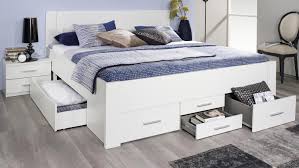 Nicht immer haben beide partner ähnliche ansprüche an den liegekomfort. Bett Isotta Bettanlage Bettgestell Fur Schlafzimmer In Weiss 180x200 Cm