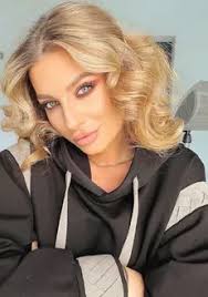 Diana gheorghian descinde pe jumatate dintr o familie greceasca. Cine Este È™i Cum AratÄƒ Mama Anei Baniciu A Fost CÄƒsÄƒtoritÄƒ Cu Mircea Baniciu Timp De 4 Ani Galerie Foto Stiri Vedete Si Evenimente Viva Ro