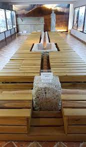 Muzeul ofera vizitatorilor imaginea sugestiva a trecutului istoric al teritoriului de la gurile dunarii, din cele mai vechi timpuri si pana in perioada evului mediu dezvoltat. Muzeul De Istorie È™i Arheologie Din Tulcea Din Tulcea Planiada