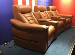 Many leather home cinema recliner models come in sets with multiple seats. Home Theater Recliners Home Cinema Chairs Linsen Theater Recliners Home Cinema Seating Home Cinema Room
