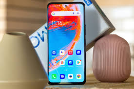 Tecno Camon 18 Premier review - GSMArena.com tests