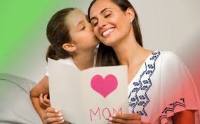 Aunque la fecha varía según el país, la festividad tiene en común rendir homenaje a todas las madres, manifestándose a través de regalos y eventos. Dia De Las Madres 2020 Por Que Se Celebra En Mexico El 10 De Mayo