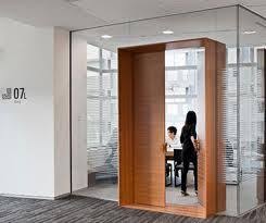 American Express Office Singapore Google Search Office Interior Design Small Office Design