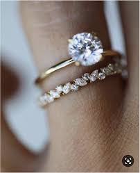 Petite Cluster In 2020 Unique Wedding Bands Wedding Rings Best Engagement Rings