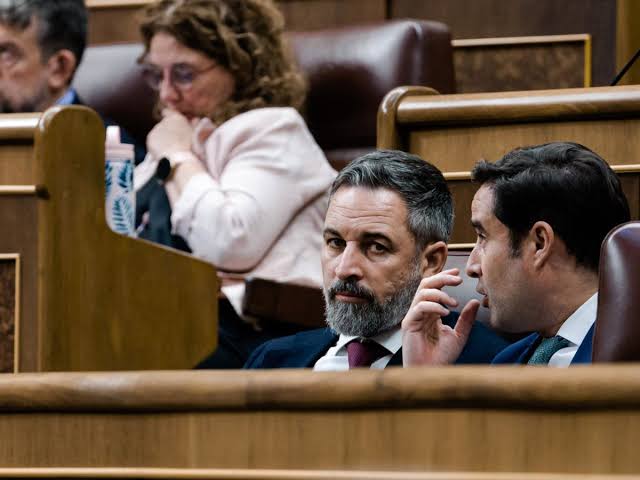 Vox fuerza explicaciones por la crisis migratoria en Ceuta | Demócrata