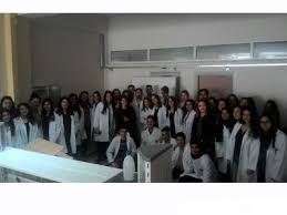 We would like to show you a description here but the site won't allow us. Pamukkale Universitesi Kimya Muhendisligi 1 Sinif Ogrencilerine Laboratuvar Onluklerini Dagittik Tmmob Kimya Muhendisleri Odasi