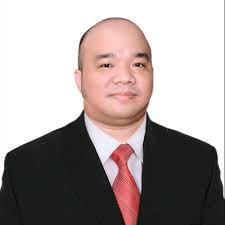 This past Thursday, I graduated the Hiring Our Heroes Salesforce Military  Fellowship with Deloitte! The fellowship experience was incredible and the  mil to civilian "bridge" I needed as I retire…