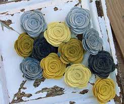 Wool Felt Flowers Set Of 12 Large Posies In Yellow Gray Etsy Felt Flowers Wool Felt Diy Yarn Decor
