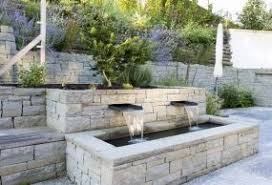 Der Terrassengarten Portrait Gartenplanung Schwimmteich Naturgarten In 2020 Naturgarten Brunnen Garten Terrassengarten