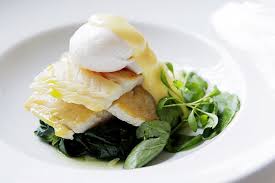 Smoked Haddock With A Poached Egg Spinach And Hollandaise Sauce Cooking For A Group Recipes Fish Recipes